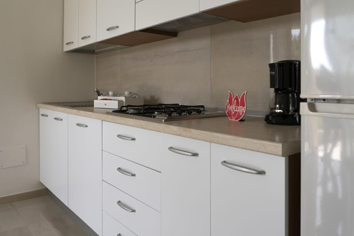 Appartamenti Residence Tulipano Сирмионе Экстерьер фото
