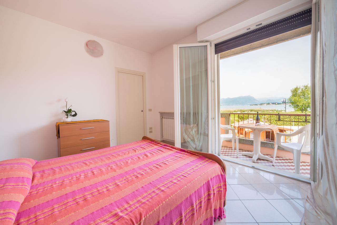Appartamenti Residence Tulipano Сирмионе Экстерьер фото