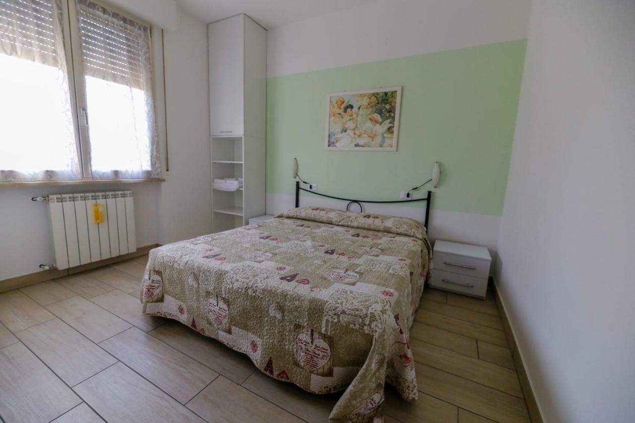 Appartamenti Residence Tulipano Сирмионе Экстерьер фото